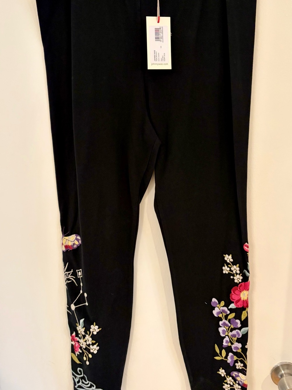 Johnny Was Black leggings NWT , Size Large - Picture 2 of 8